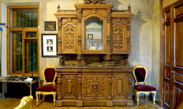 Музей-квартира Георгия Гурьянова: от «Кино» до Новой академии