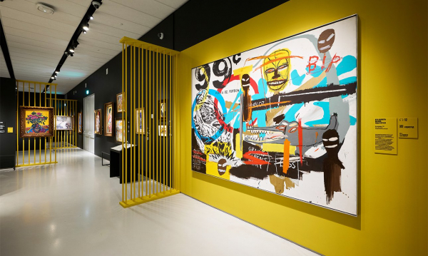 Выставка «Русские дикие»: более грубоватые и отвязные по сравнению с французами