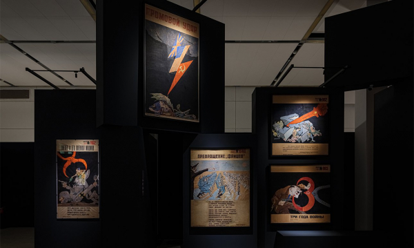 Выставка главных советских карикатуристов открылась в Манеже