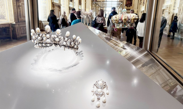 Как ограбление Лувра повлияет на миллиардный план его реконструкции? Как ограбление Лувра повлияет на миллиардный план его реконструкции?