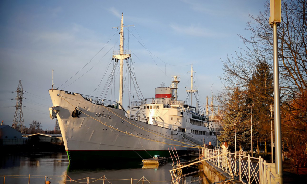 Денис Миронюк: «В морском музее — флотский порядок»