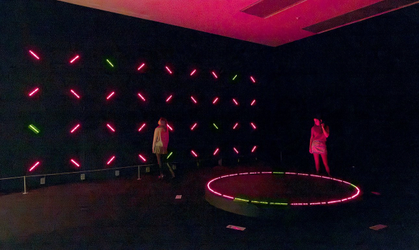 Приключения электроники: ретрофутуризм в Тейт Модерн Приключения электроники: ретрофутуризм в Тейт Модерн