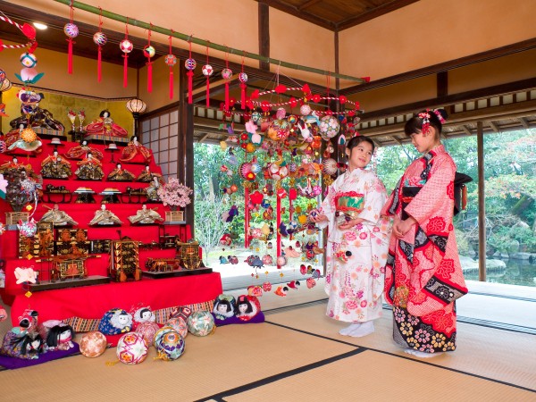 Как в Японии отмечают праздник девочек Хина мацури