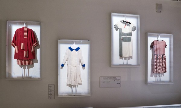 Любовь Попова, повелительница живописных архитектоник