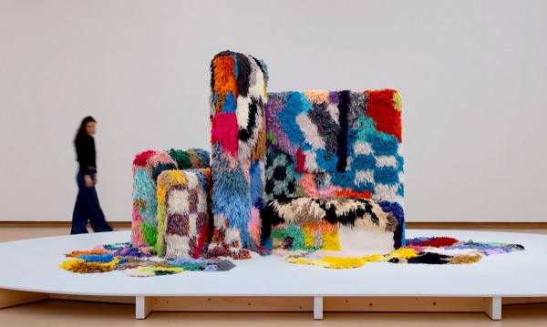 Посетителям выставки в Стеделейк-музее не дадут запутаться