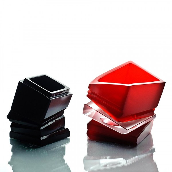 Прозрачность и ее степени: выставка стекла в галерее Heritage