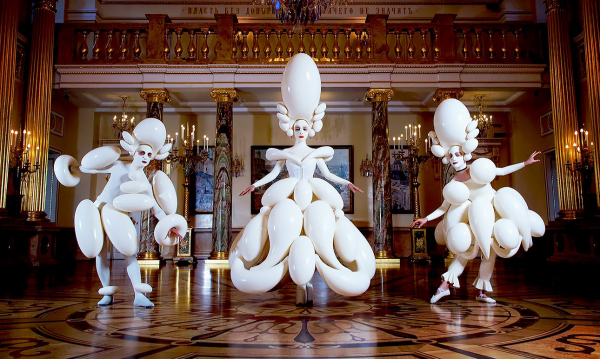 Лучшие выставки 2025 года: от китайской трапезы до Татлина