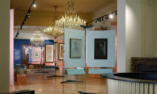 Новый музей Альфонса Мухи открывается в Праге