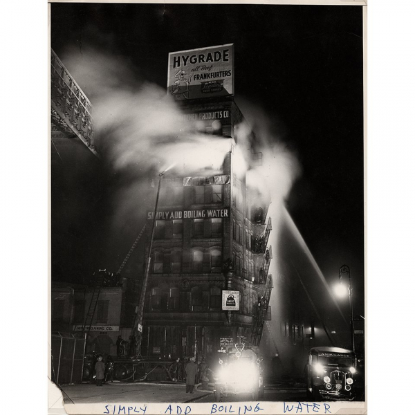 Виджи: выставка самого харизматичного фотографа Нью-Йорка