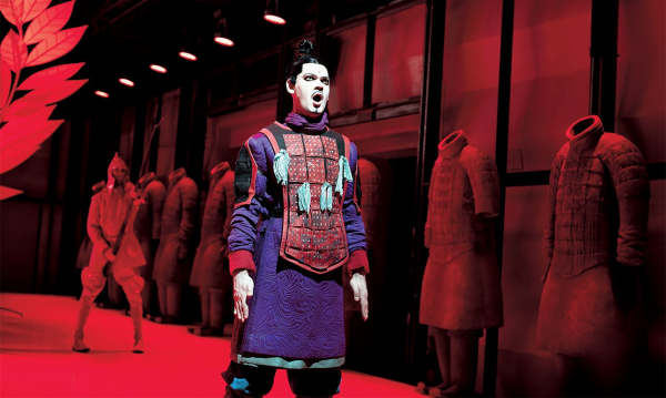 Борис Юхананов: «Фрактальный метод работы очень продуктивен и избавляет от стагнации» Борис Юхананов: «Фрактальный метод работы очень продуктивен и избавляет от стагнации»