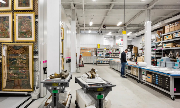 Искусство не горит, но только в правильных условиях