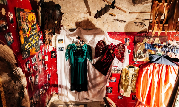 В Анненкихре проходит выставка «Рок, кино и пламя» В Анненкихре проходит выставка «Рок, кино и пламя»