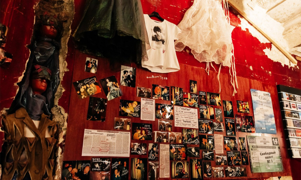 В Анненкихре проходит выставка «Рок, кино и пламя» В Анненкихре проходит выставка «Рок, кино и пламя»