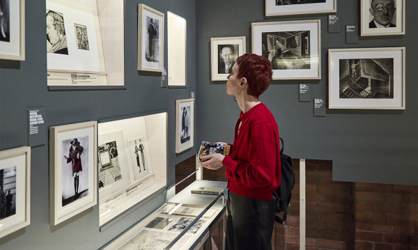 Штирлиц идет по коридору: выставка про женщин-режиссеров