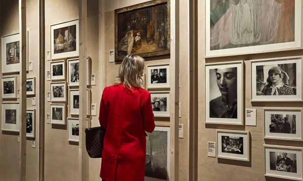 Штирлиц идет по коридору: выставка про женщин-режиссеров