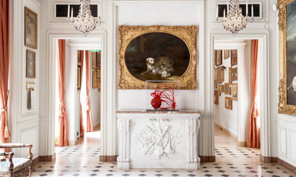 Розы, нефть и водоросли: запахи на службе у визуальности Розы, нефть и водоросли: запахи на службе у визуальности