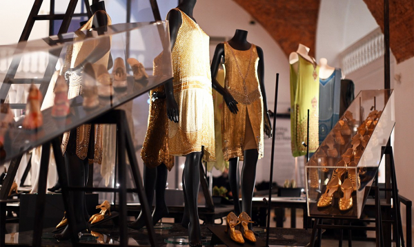 Манеж Малого Эрмитажа нарядился по лучшей моде ар-деко Манеж Малого Эрмитажа нарядился по лучшей моде ар-деко