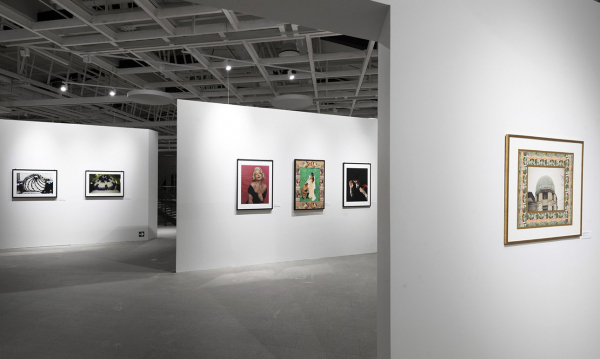 Два века фотографии в петербургском Манеже