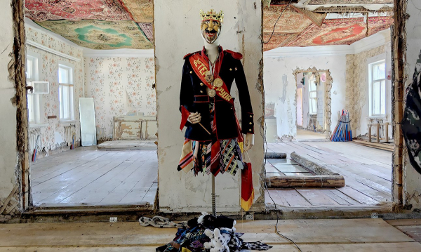 На выставке в Тарусе соединились обаятельный ширпотреб и неформальное искусство