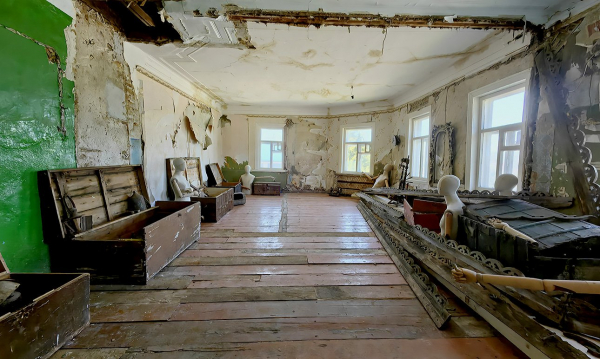 На выставке в Тарусе соединились обаятельный ширпотреб и неформальное искусство