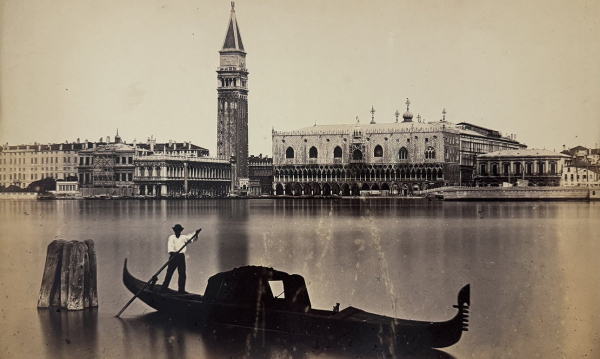 «Шедевры ранней фотографии» в ЦВК Béton: от фотоминиатюр до стереосъемки