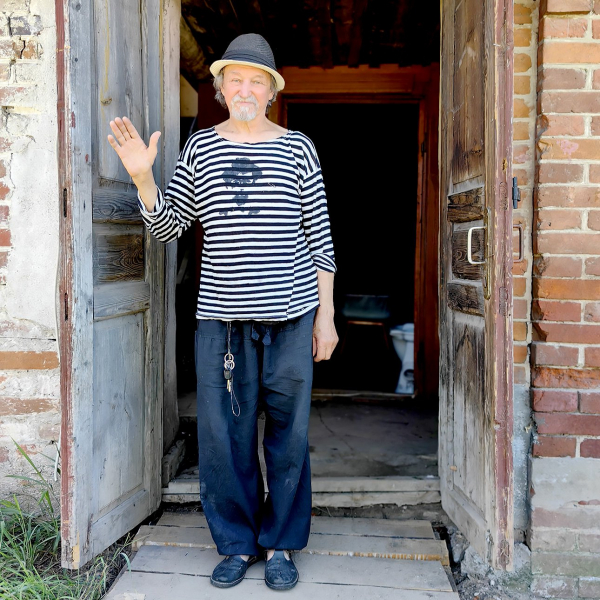 На выставке в Тарусе соединились обаятельный ширпотреб и неформальное искусство