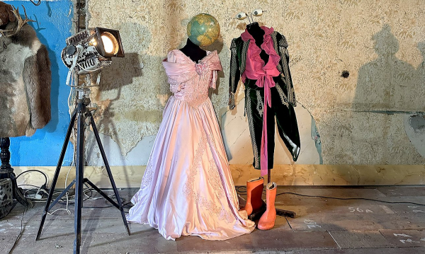 На выставке в Тарусе соединились обаятельный ширпотреб и неформальное искусство