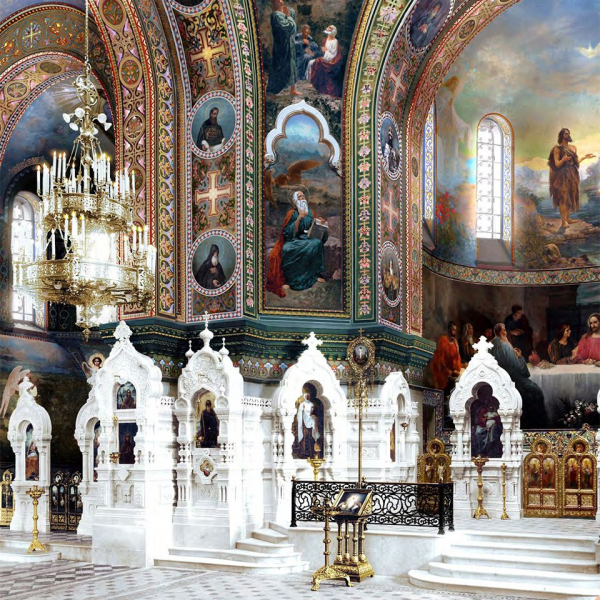 Роспись храма сверяют с фотографиями Карла Буллы