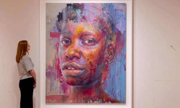 Дженни Савиль: &laquo;В моих картинах зритель вступает в диалог и с живописью, и с моделью&raquo;