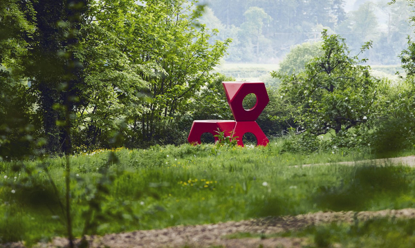 Старинные британские поместья обрастают арт-объектами Старинные британские поместья обрастают арт-объектами