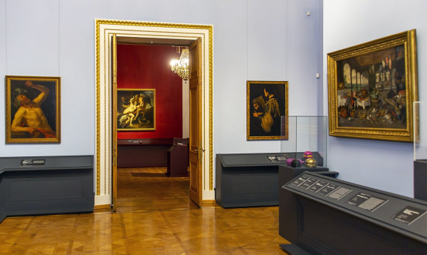 Игра в маджонг с классикой