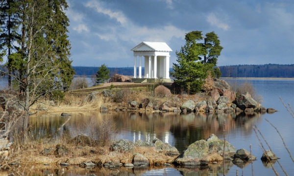 Александр Смирнов: «Парк Монрепо, в отличие от других, не перестраивался» Александр Смирнов: «Парк Монрепо, в отличие от других, не перестраивался»
