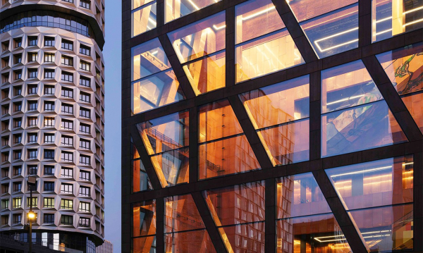 Магия медного куба: в Москве открылся музей «ЗИЛАРТ»