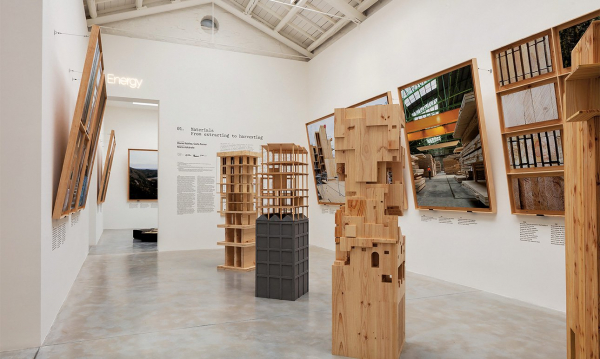 Архитектурная биеннале в Венеции: реальные проекты, а не красивые абстракции