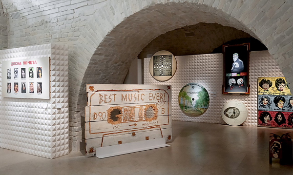 Наталия Опалева: «Художники — это, пожалуй, одна из самых незащищенных сейчас частей населения» Наталия Опалева: «Художники — это, пожалуй, одна из самых незащищенных сейчас частей населения»