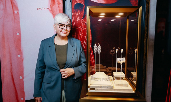 Электротеатр испытал катарсис: 25 интервью TANR превратились в перформанс