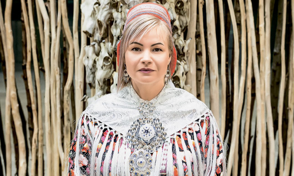 Марет Анне Сара: «Искусство стало необходимым, поскольку ничто другое не помогало»