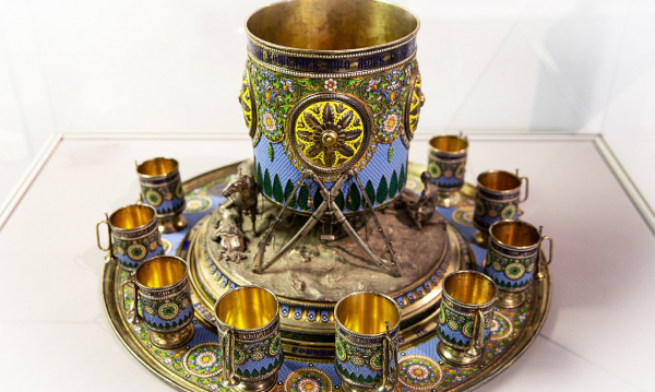 Казачество выстроилось на торжественный смотр в Царском Селе