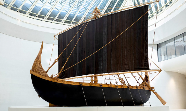 Динозавры и ловцы жемчуга: в Абу-Даби открыли два музея