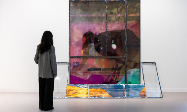 Дамы обгоняют кавалеров: богатые женщины потратили на искусство на 46% больше, чем мужчины