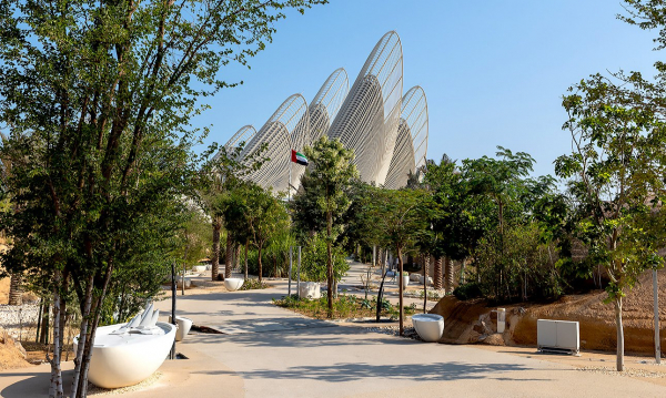 Динозавры и ловцы жемчуга: в Абу-Даби открыли два музея