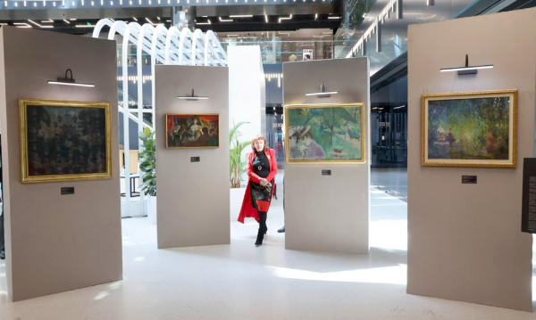 Московский коллекционер передает нижегородскому музею «Голубую розу»