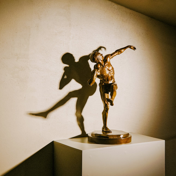 Алла Есипович-Рогинская: «Советская скульптура ничуть не уступает мировой» Алла Есипович-Рогинская: «Советская скульптура ничуть не уступает мировой»