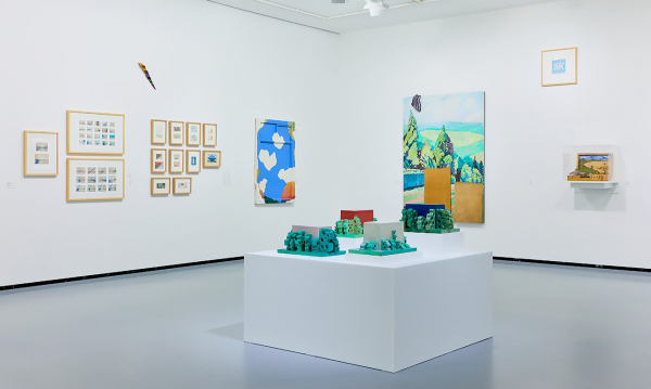 Вкус хороший, картины расположены удачно