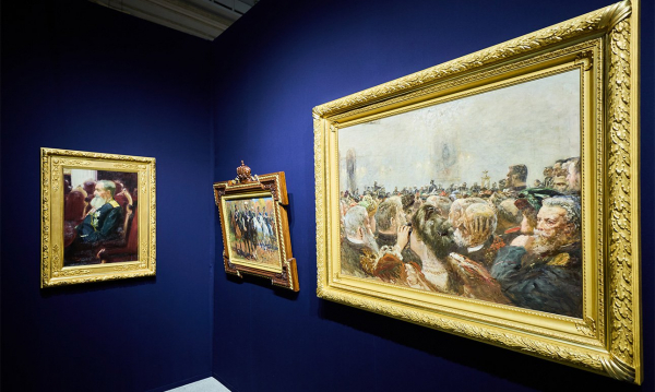 Антикварный салон сохраняет классичность