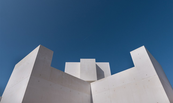 В Португалии убежище для паломников превратили в заповедник искусства В Португалии убежище для паломников превратили в заповедник искусства