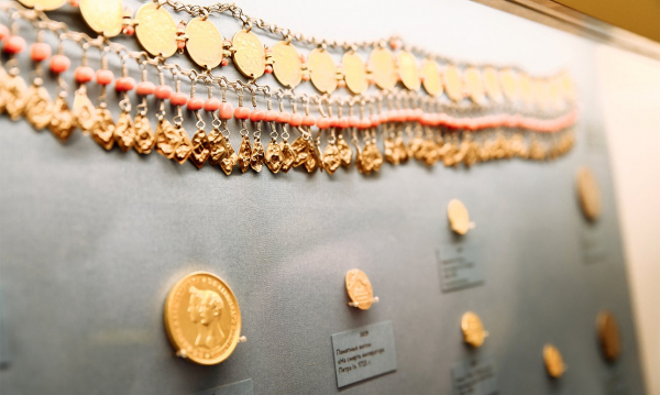 Монеты как шифры, монеты как истории в Музее Международного нумизматического клуба