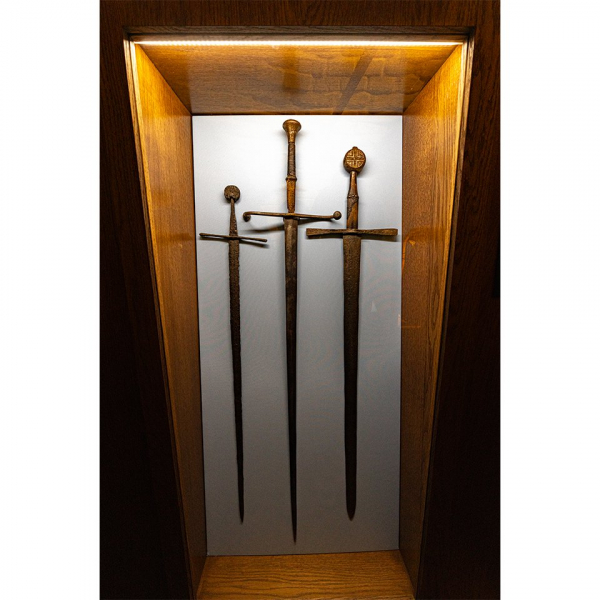 Монеты и рыцарство: реверсы без страха и упрека