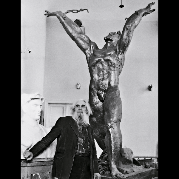 Сергей Коненков: место на пьедестале Сергей Коненков: место на пьедестале