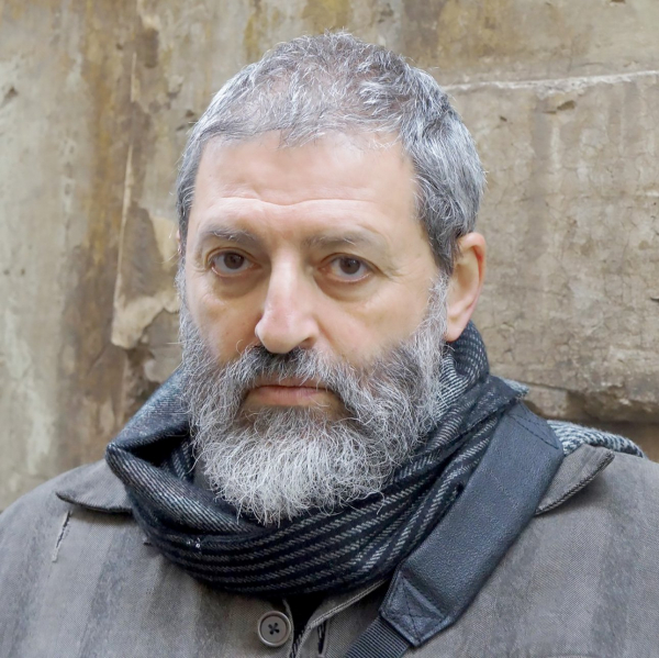 Эмиль Капелюш: «Театр — это здесь и сейчас, а музеи — пространства вечности»